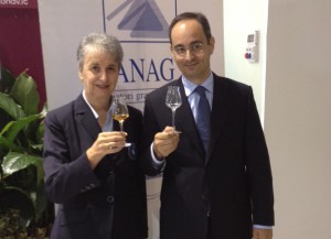 Paola Soldi, presidente Anag e Elvio Bonollo, presidente Istituto Nazionale Grappa