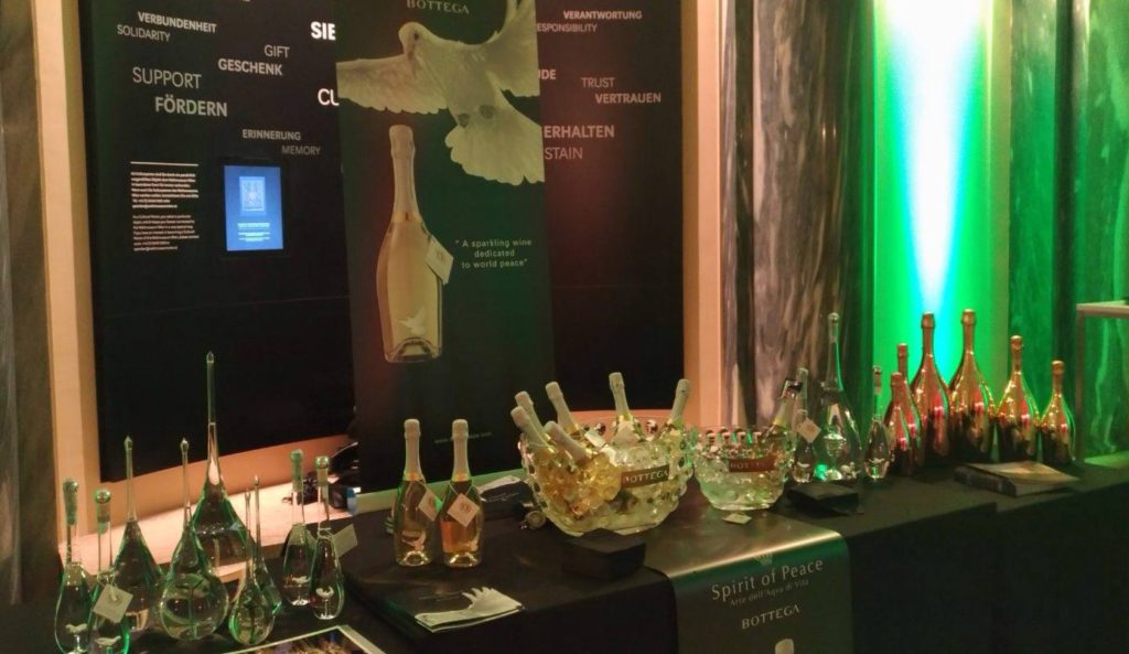 Bottega a Vienna per brindare a OSCE