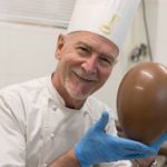 Enzo Santoro e Uovo di Pasqua-