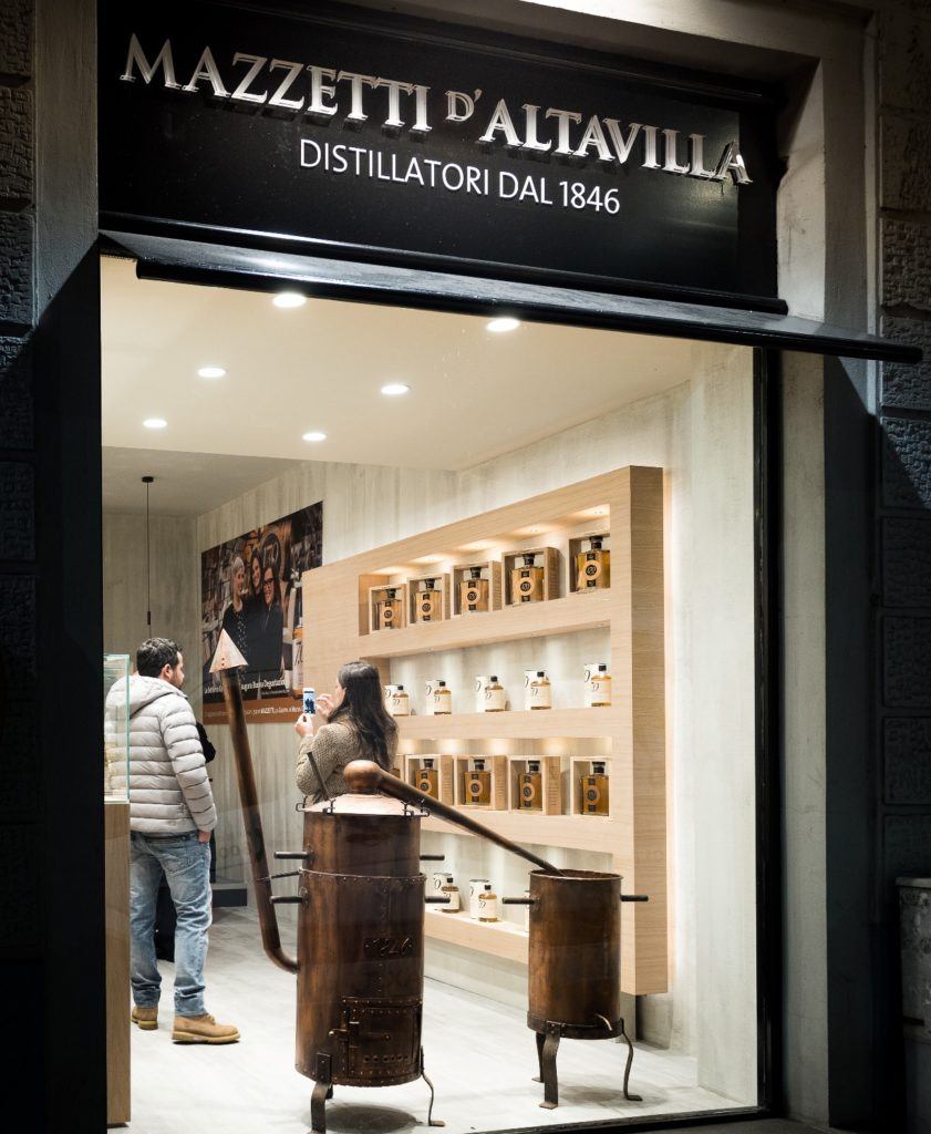Grappa Store Milano di Mazzetti d'Altavilla