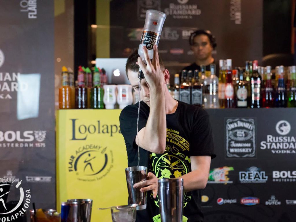 Reunion dei migliori flair bartender a Loolapaloosa Flair RSV Loola