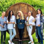 Maria Fittipaldi Menarini, insieme alle sue quattro figlie: Carlotta, Giulia, Serena e Valentina