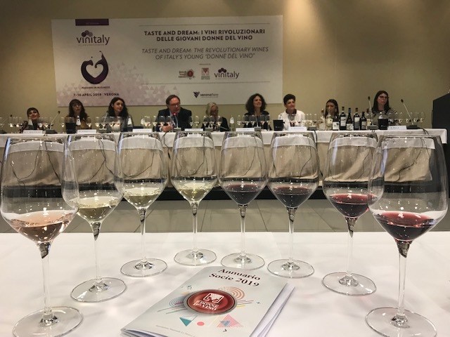 Le giovani Donne del Vino