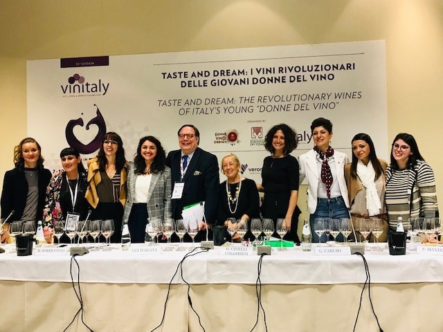 Le giovani Donne del Vino
