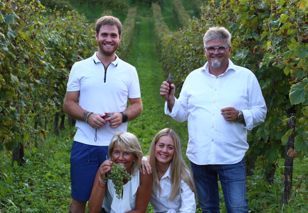 Le Manzane vendemmia solidale 2021