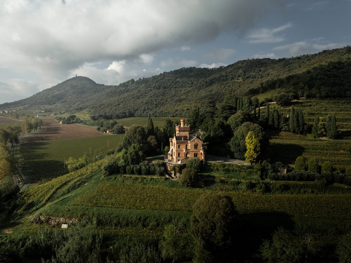 In Franciacorta Castello Bonomi inaugura la vendemmia